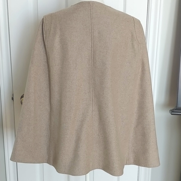 Wool cape taupe by Stile Benetton NWOT - Picture 10 of 14